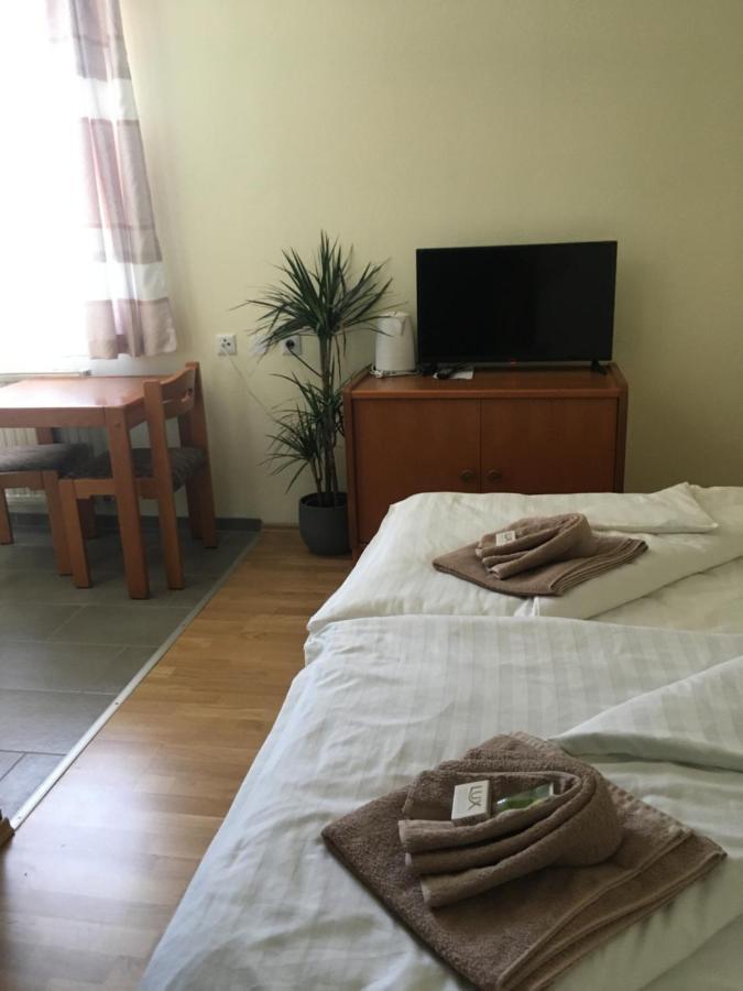 Lindenhof Ybbs Bed & Breakfast Ибс ан дер Донау Екстериор снимка