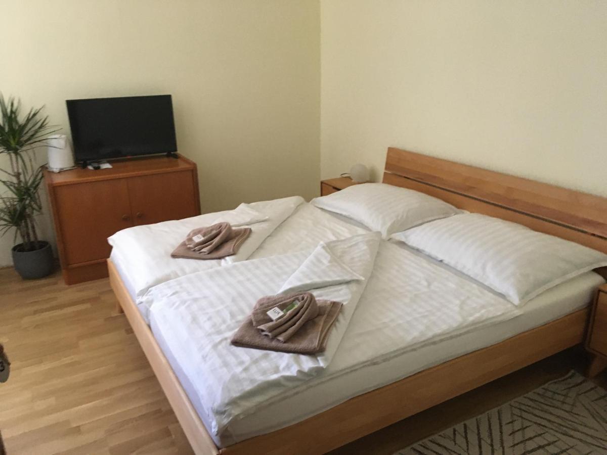 Lindenhof Ybbs Bed & Breakfast Ибс ан дер Донау Екстериор снимка